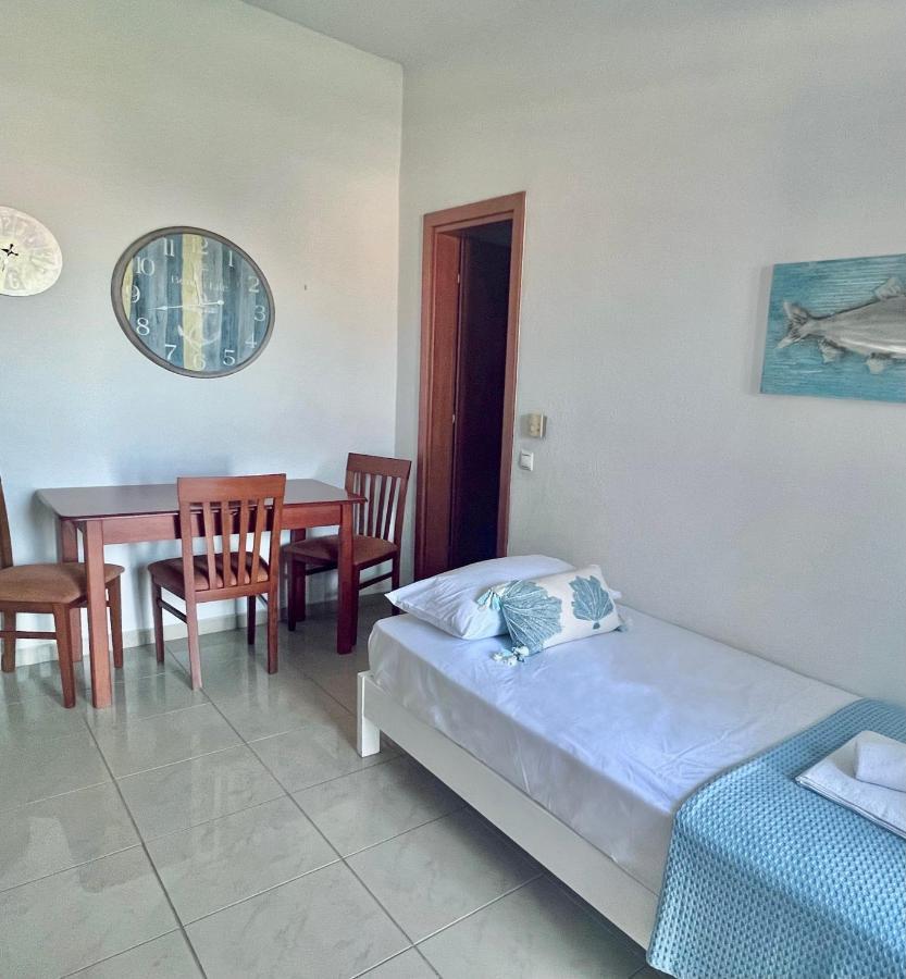 Four S Apartments Mykonos Town エクステリア 写真